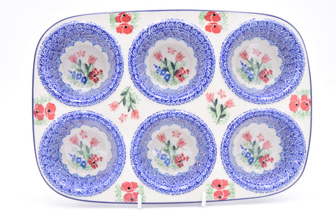 811 Bunzlau Muffin Tray 3220
